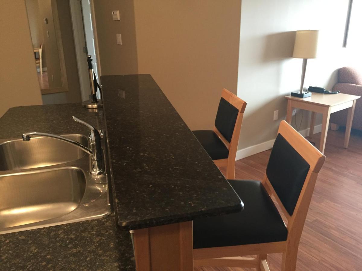 Clearwater Residence Hotel Timberlea Fort Mcmurray Bagian luar foto