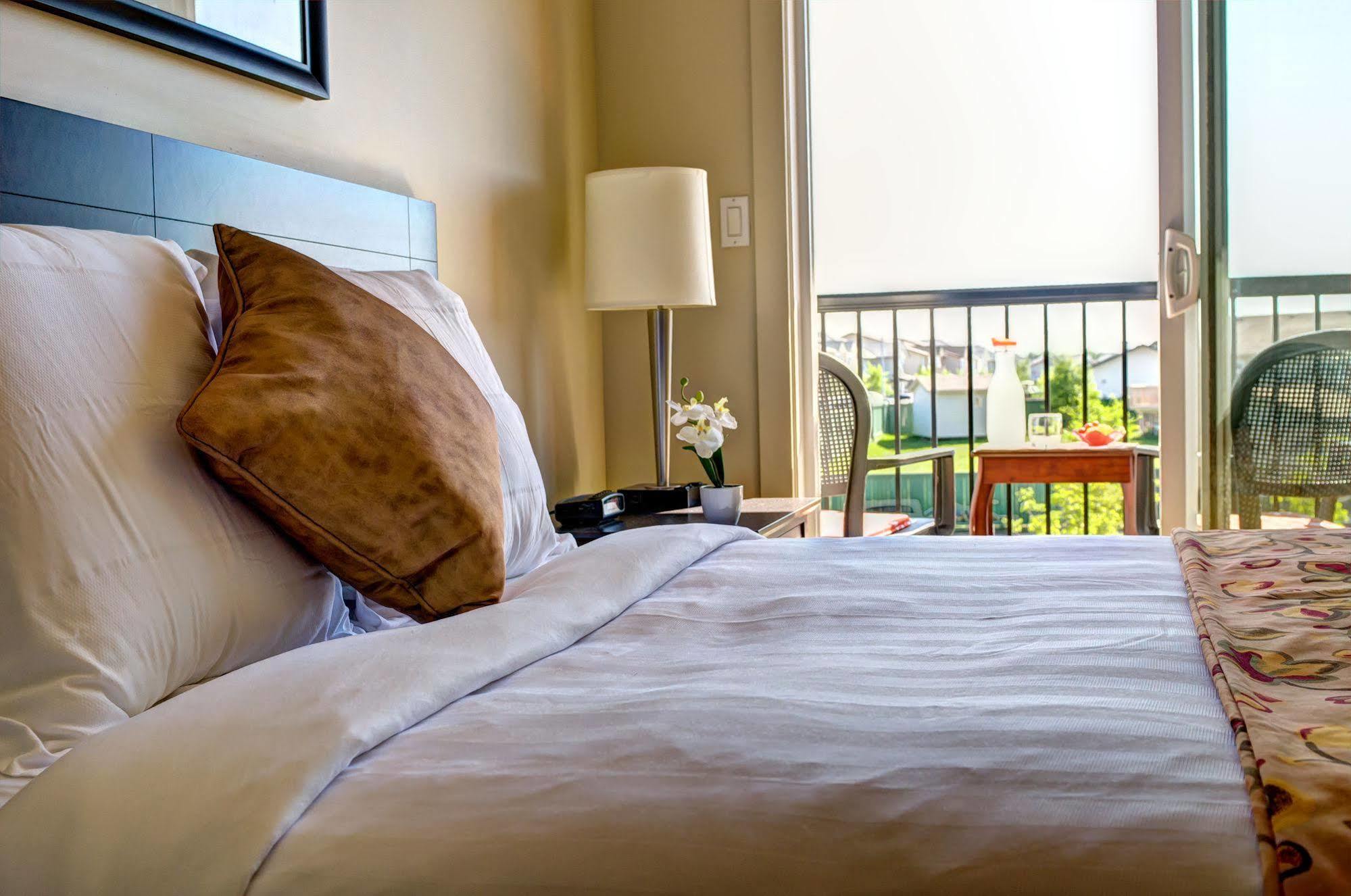 Clearwater Residence Hotel Timberlea Fort Mcmurray Bagian luar foto
